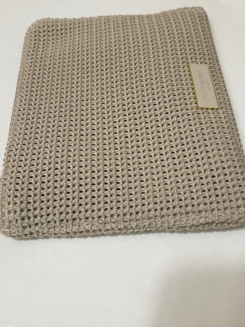 Yves Saint Laurent Beige Knit Pouch with Gold Plaque - Picture 4 of 9
